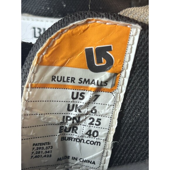 Burton Ruler Smalls Black Snowboard Boots Youth Size US 7 / EU 40 Boa - Picture 6 of 6